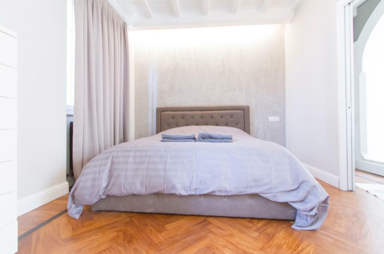 Elegante E Completamente Arredato Apt In Duomo Milánó Kültér fotó