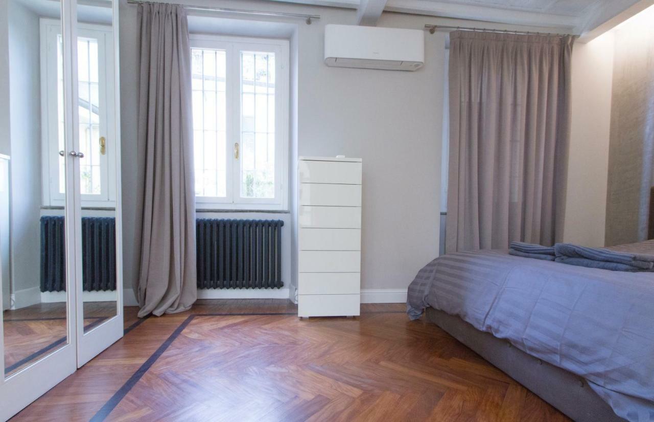 Elegante E Completamente Arredato Apt In Duomo Milánó Kültér fotó
